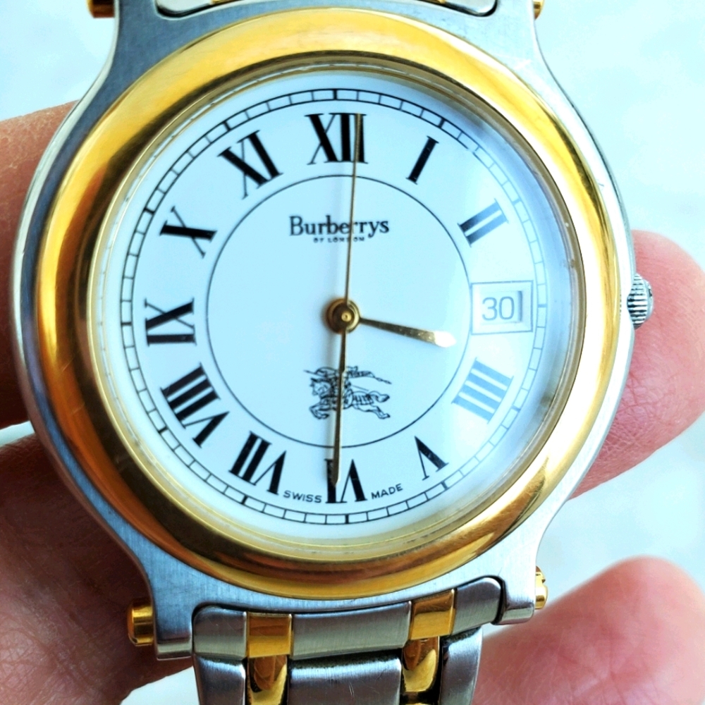 Burberry unisex vintage watch